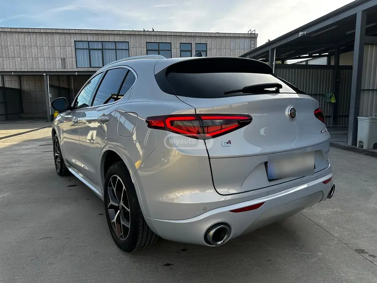 Alfa Romeo Stelvio, миниатюра 6