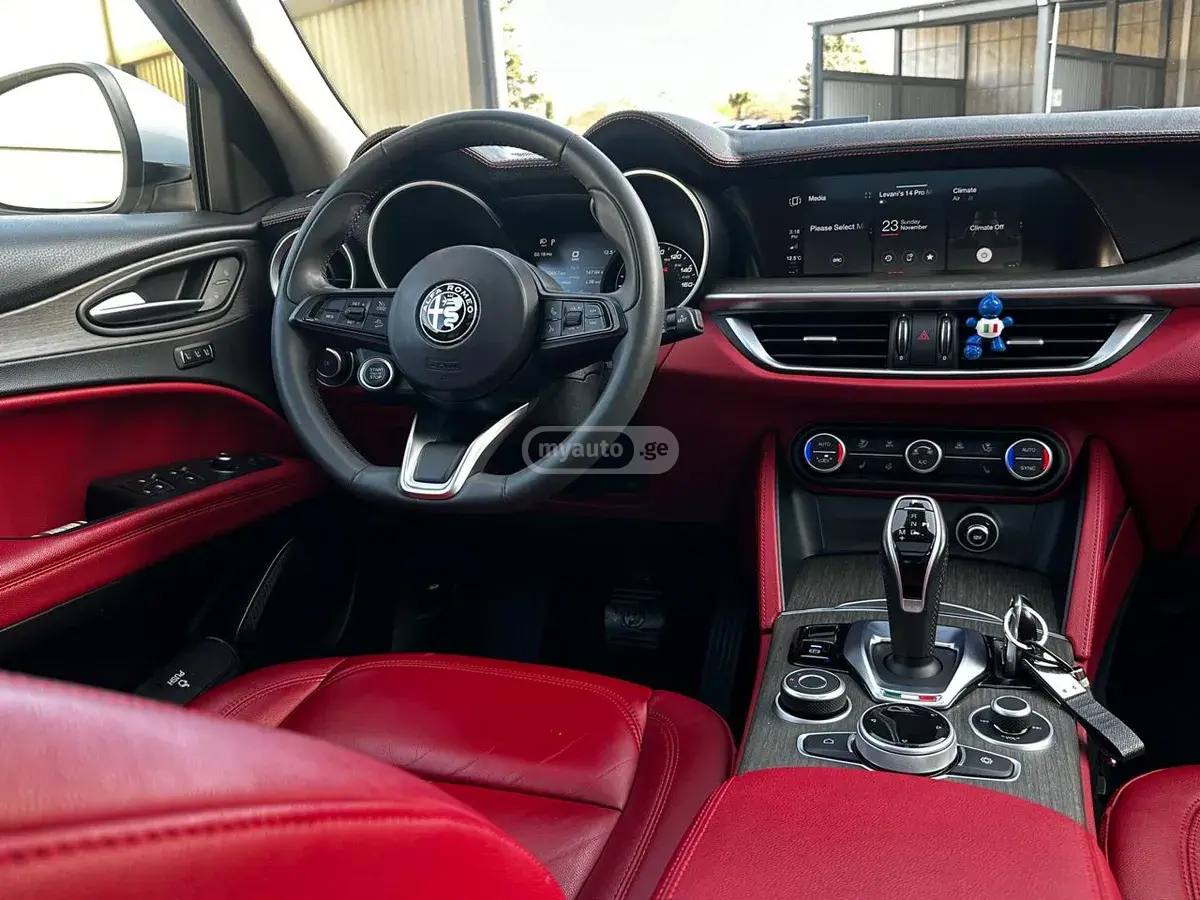 Alfa Romeo Stelvio, миниатюра 8