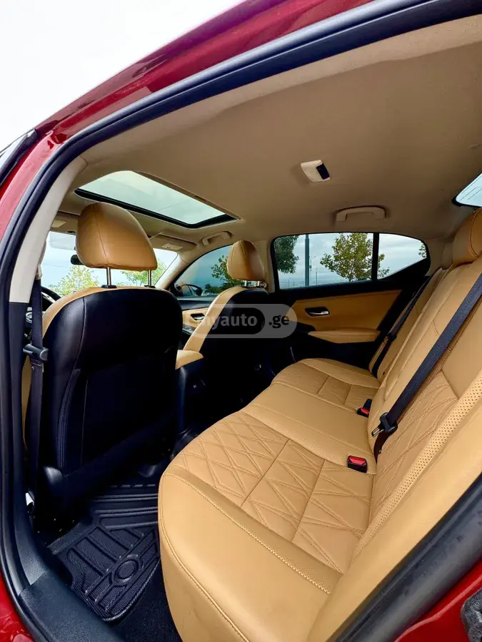 Nissan Sentra, миниатюра 10