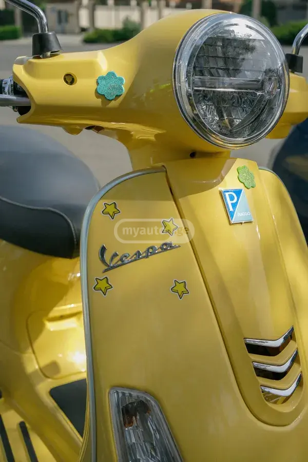 Vespa VXL