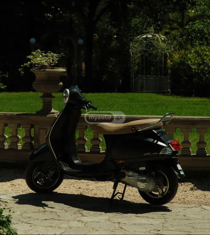 Vespa VXL