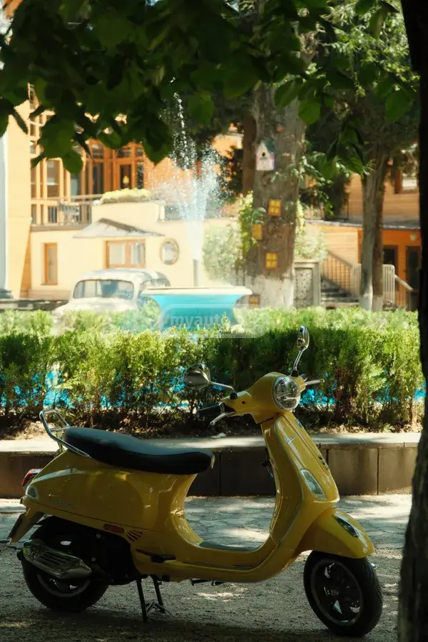 Vespa VXL