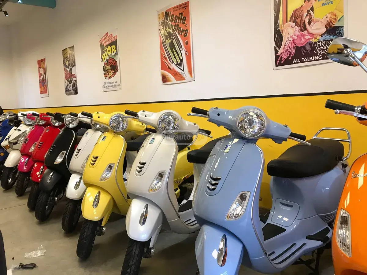 Vespa VXL