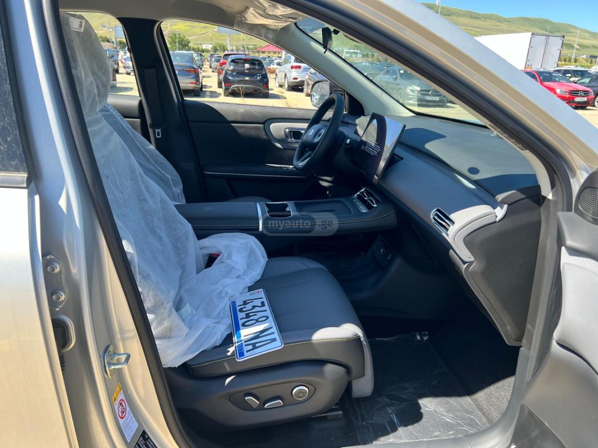 Changan Nevo Q05