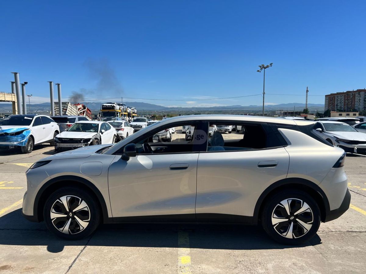 Changan Nevo Q05