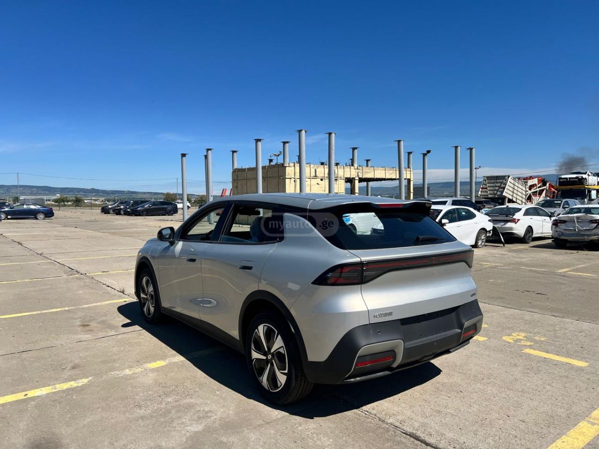 Changan Nevo Q05