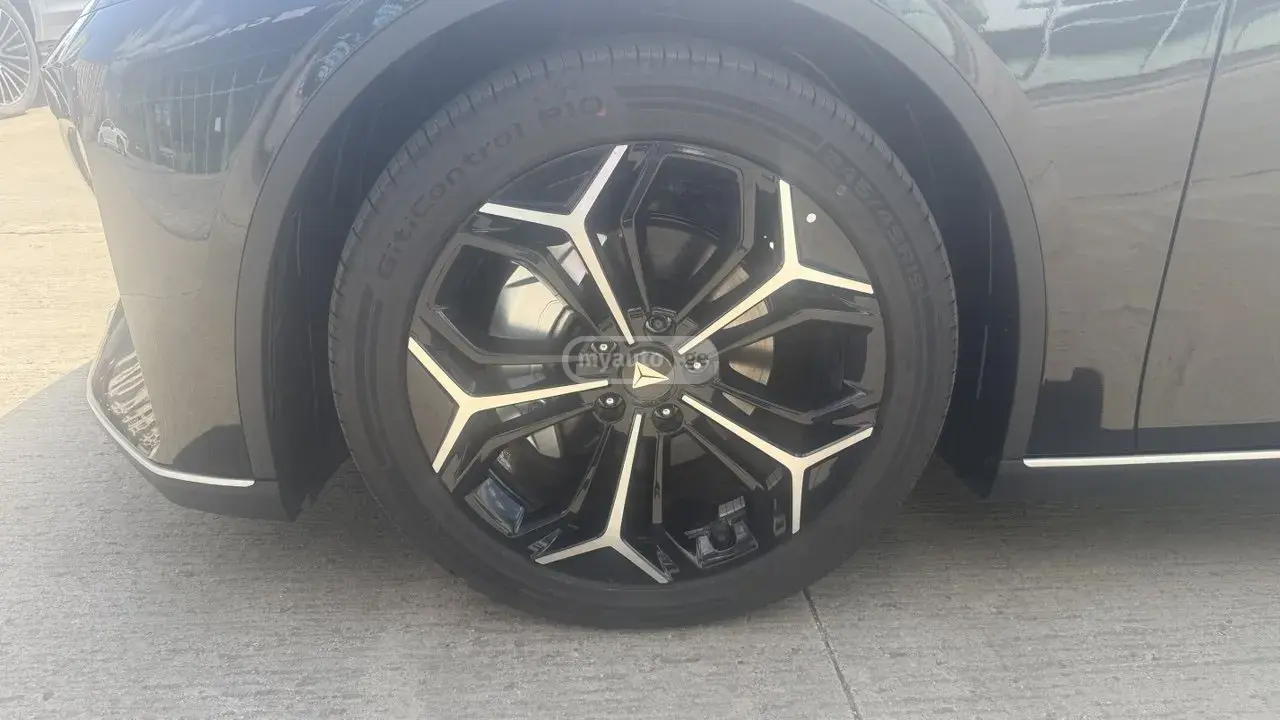 Changan Deepal SL03 