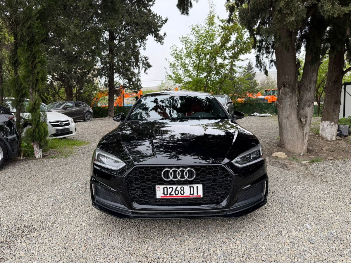 Audi S5