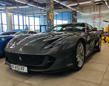 Ferrari 812 Superfast 