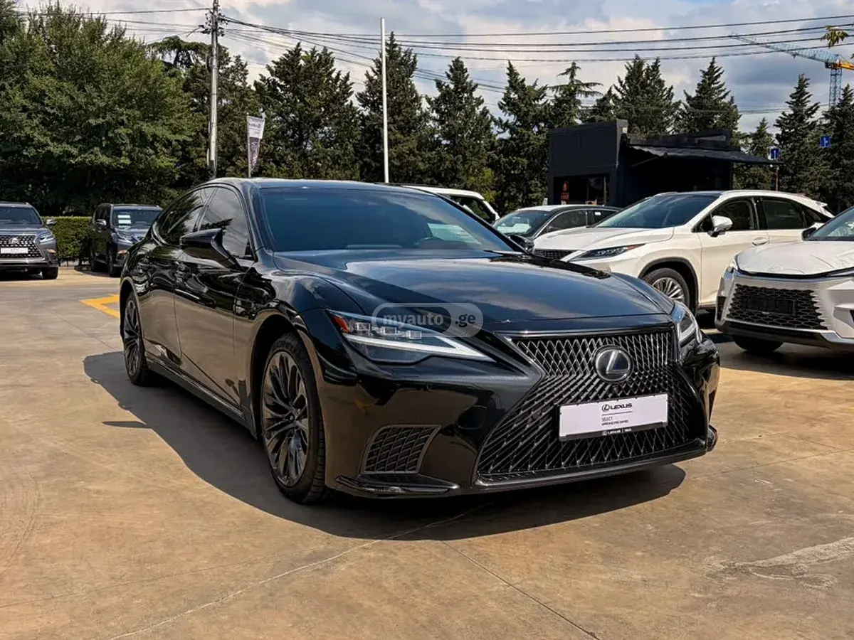 Lexus LS 500 h 