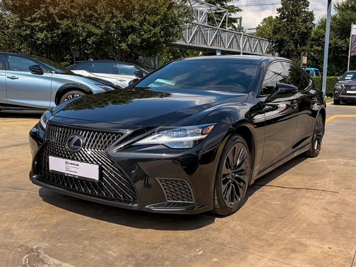 Lexus LS 500 h 