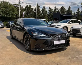 Lexus LS 500 h 
