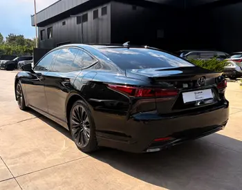 Lexus LS 500 h 