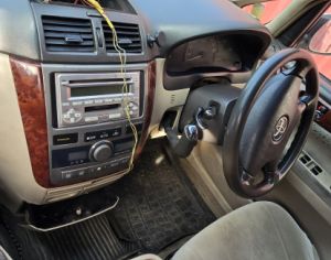 TOYOTA Ipsum 2000 2.0