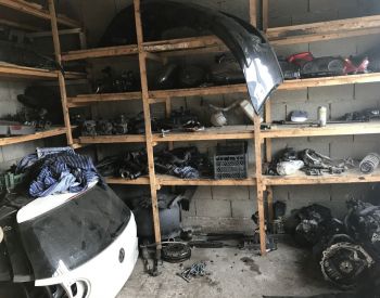 VOLKSWAGEN Golf 2004 2.0 - 3