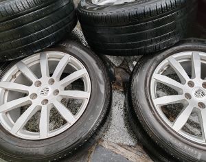 R19 PORSCHE / VOLKSWAGEN - 1