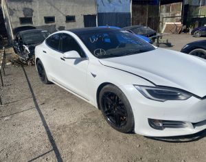 TESLA Model S 2017 0.1 - 2