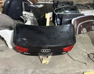 AUDI A8 2011-2018