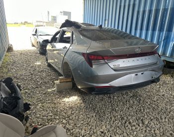 HYUNDAI Elantra 2022 2.0 - 4