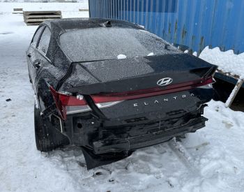 HYUNDAI Elantra 2022 2.0 - 7
