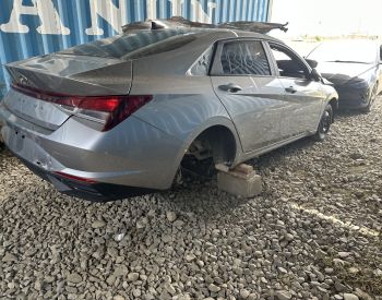 HYUNDAI Elantra 2022 2.0 - 9
