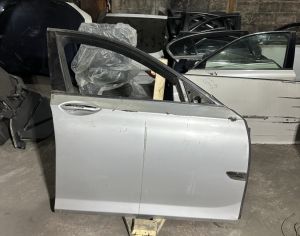 BMW 750 2011-2016