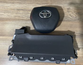 TOYOTA Camry 2017-2022 - 1