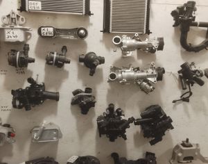 BMW 330 2018-2025 - 1