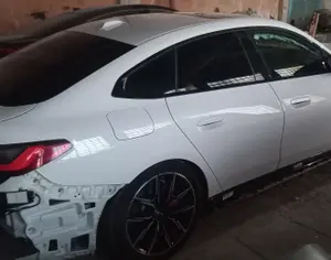 BMW i4 2022 0.1 - 6