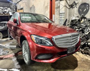 MERCEDES-BENZ C 300 2017 2.0