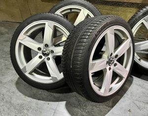 R18 AUDI / MERCEDES-BENZ - 1