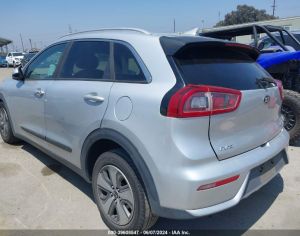 KIA Niro 2017 1.6 - 6