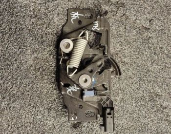 TESLA Model 3 2017-2021 - 5