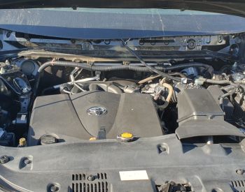 TOYOTA Highlander 2018 3.5 - 8