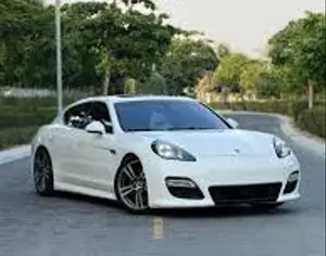 PORSCHE Panamera 2010-2026 - 2