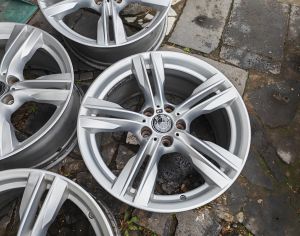 R18 AUDI Q5 2024 - 12