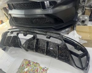 LAMBORGHINI Urus 2014-2026