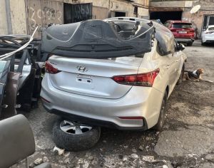 HYUNDAI Accent 2014 1.6 - 4