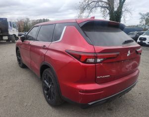 MITSUBISHI Outlander 2023 2.5 - 6