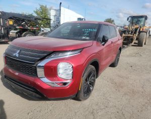 MITSUBISHI Outlander 2023 2.5 - 7