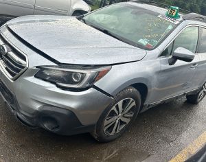 SUBARU Outback 2018 3.6 - 9
