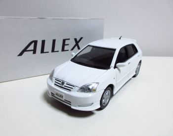 TOYOTA Corolla 2011 1.8 - 8
