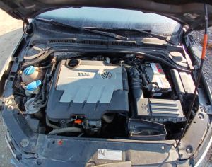 VOLKSWAGEN Jetta 2012 2.0