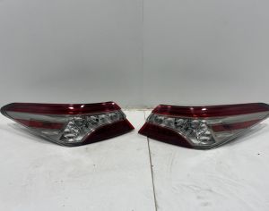 TOYOTA Camry 2019-2023 - 1