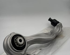 MERCEDES-BENZ C 300 2021-2026 - 1