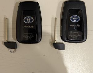 Toyota Prius gen4 smart key - 1