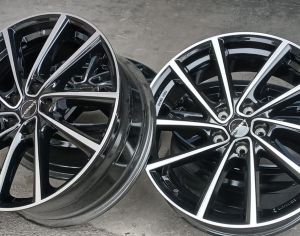R19 AUDI Q3 2018-2025 - 1