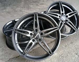 5/112,R-18,J-7/5,ET-47..MERCEDES BENZ,MINI,VOLKSWAGEN,SKODA,BMW..ORIGINAL ITALY!!!