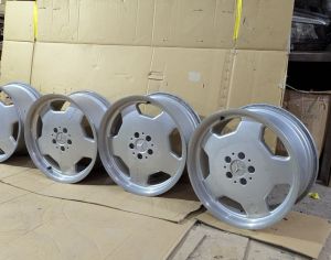 R18 MERCEDES-BENZ E 500 1990-2002 - 5