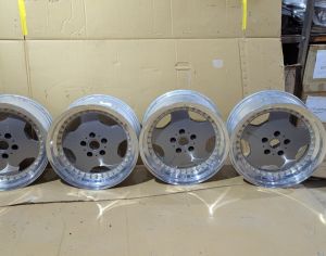 R18 MERCEDES-BENZ E 500 1990-2002 - 4